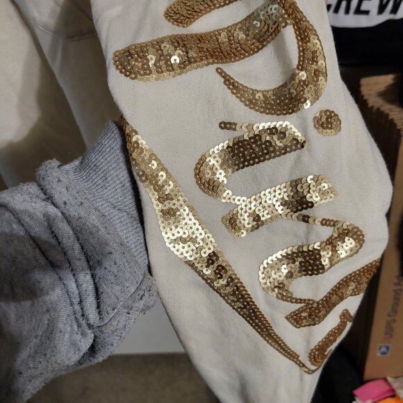 WOMANS CREAM COLORED PINK VICTORIAS SECRET GOLD SEQUIN HOODIE SZ L - Picture 5 of 6